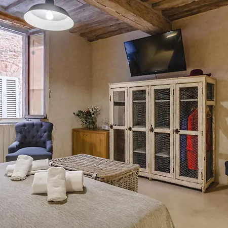 Il Battistero Residenza D'epoca Bed & Breakfast Siena