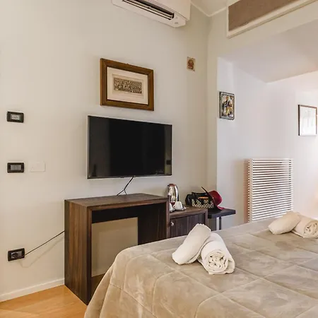 Il Battistero Residenza D'epoca Bed & Breakfast 2*