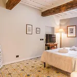 Il Battistero Residenza D'epoca Bed and Breakfast 4*