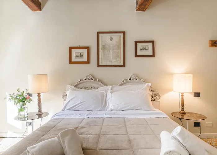 فندق مبيت وإفطار Il Battistero Residenza D'epoca 4*