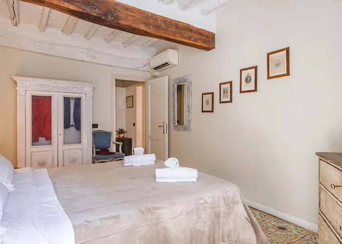 Il Battistero Residenza D'epoca فندق مبيت وإفطار